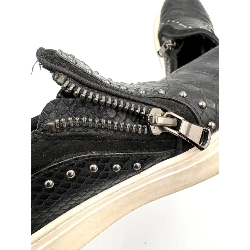 Report Andre Black Snakeskin Embossed Studded Zip‎ Slip On Sneakers Womens 6.5